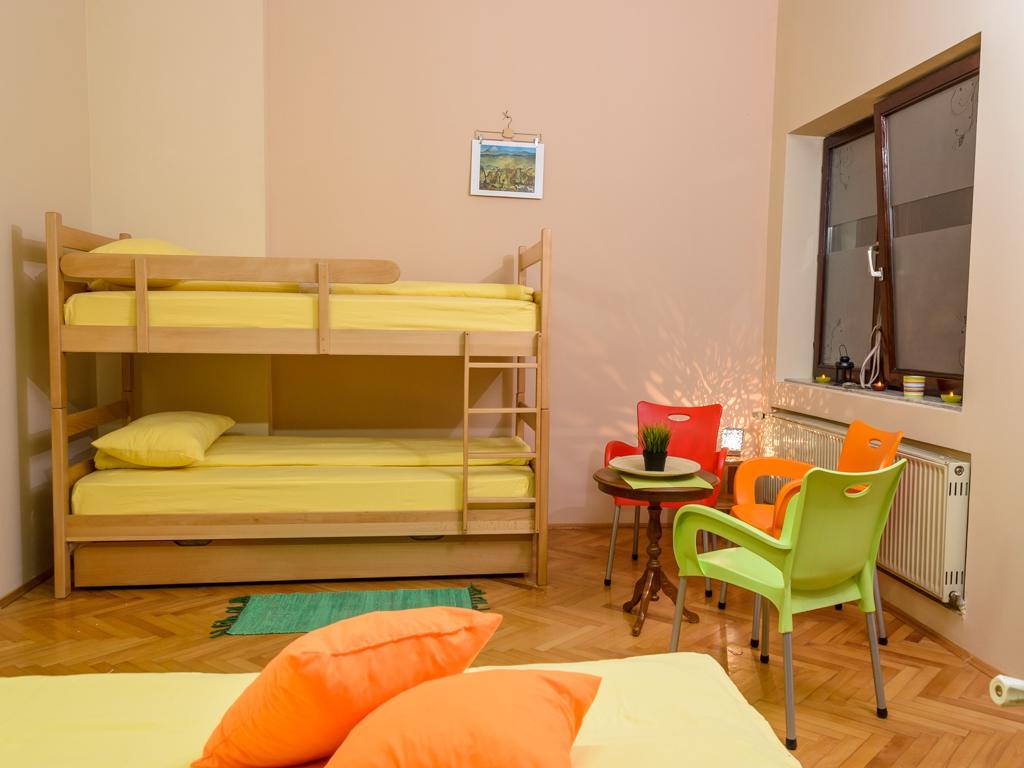 Hostel White Town Белград Экстерьер фото